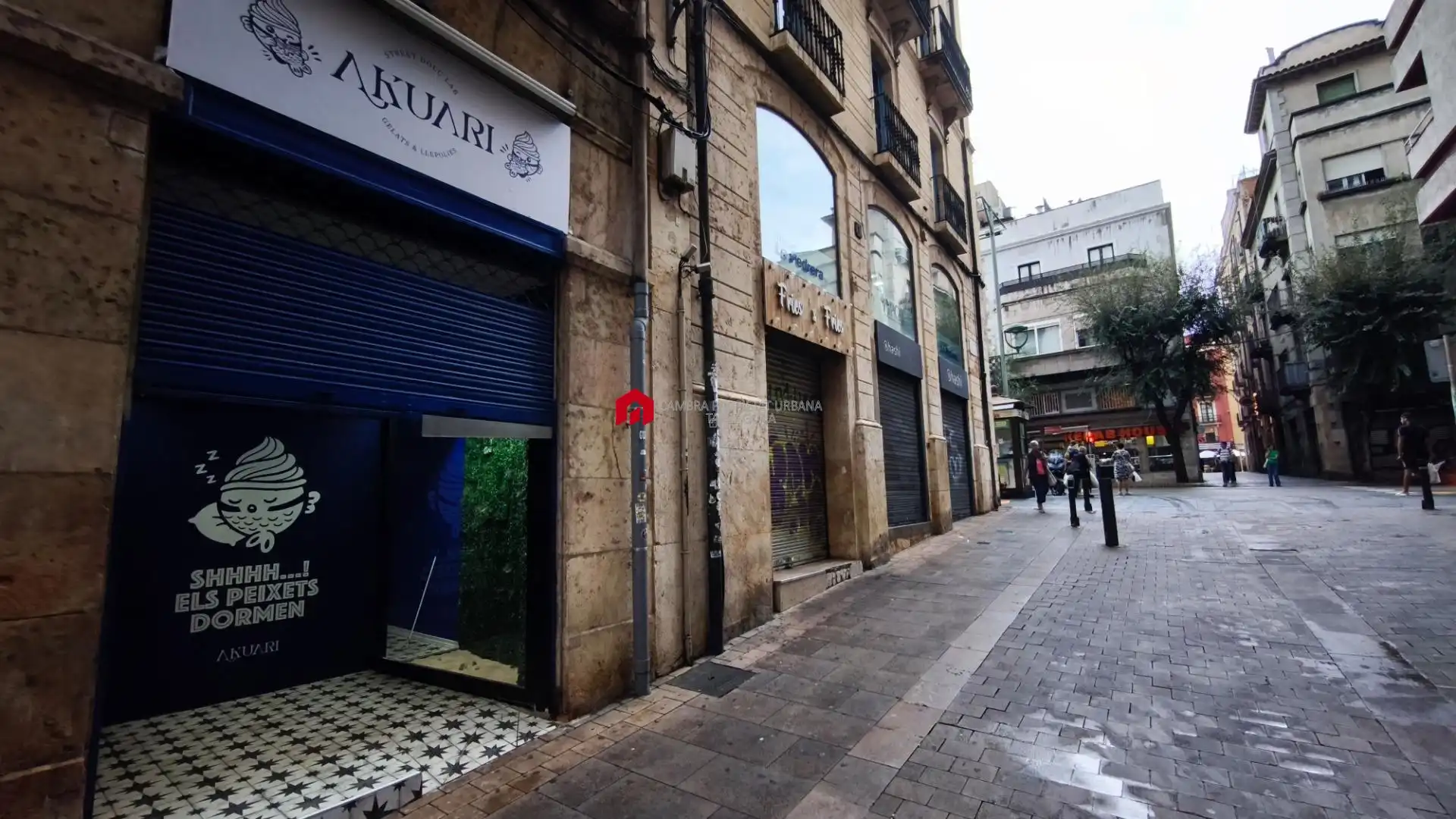 Vista exterior de Local de lloguer en Eixample