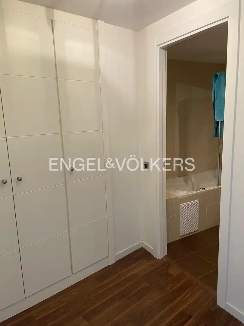 Baño de Piso de alquiler en Badalona con Aire acondicionado, Calefacción y Terraza