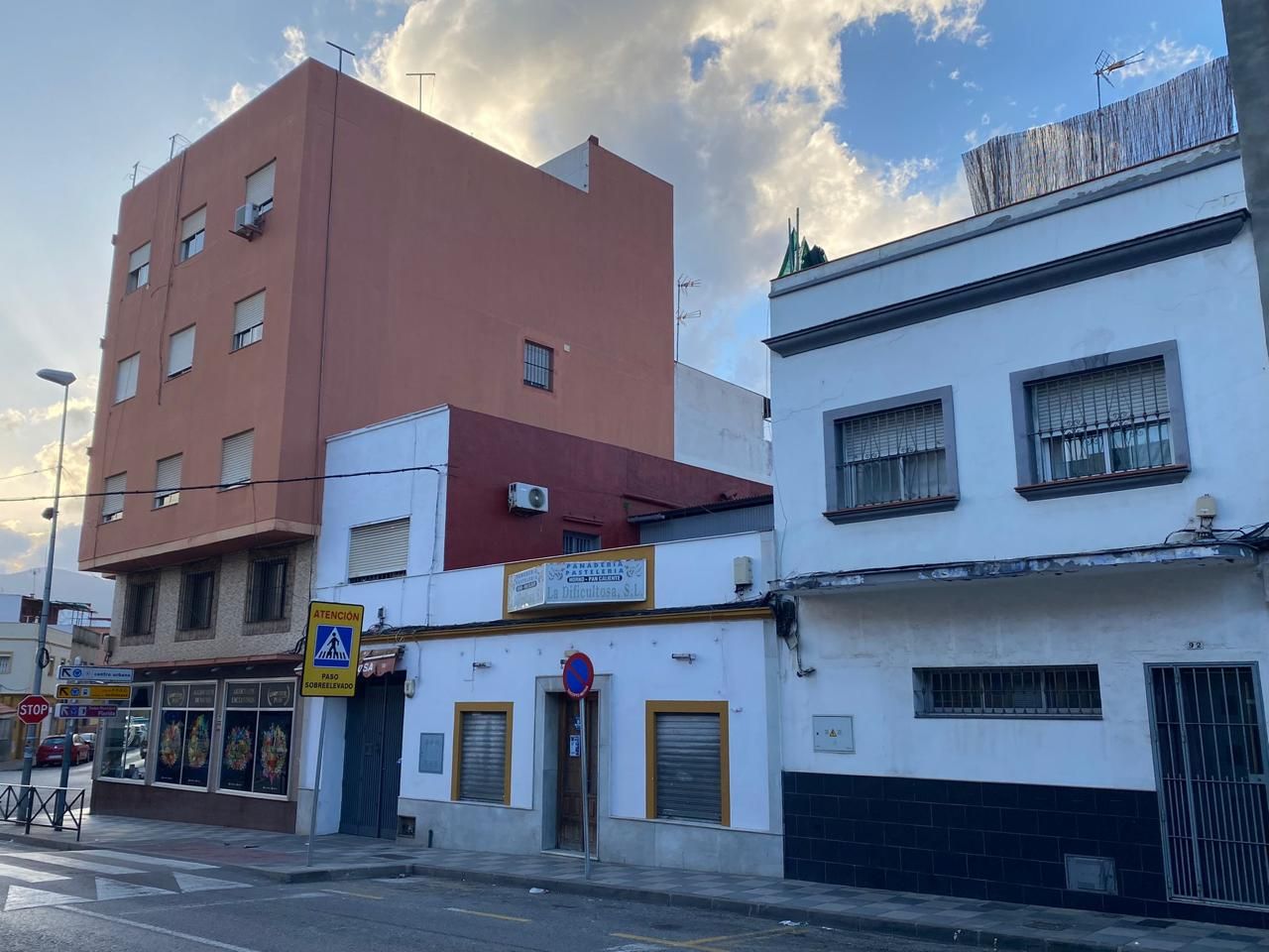 Vista exterior de Casa o chalet en venta en Algeciras con Terraza