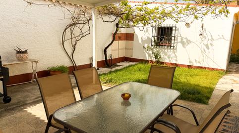 Foto 2 de Casa o chalet de alquiler en Calle Rompeolas, La Barrosa, Chiclana de la Frontera