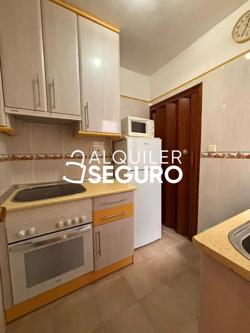Küche von Wohnung zur Miete in Puente de Vallecas