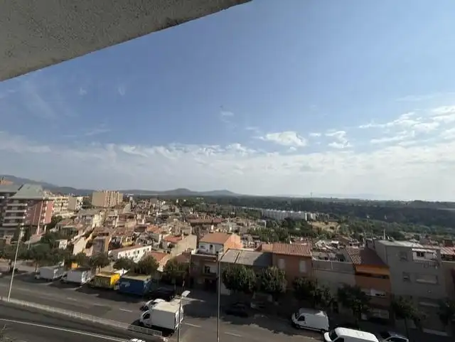 Exterior view of Flat for sale in Sabadell  with Air Conditioner, Heating and Balcony