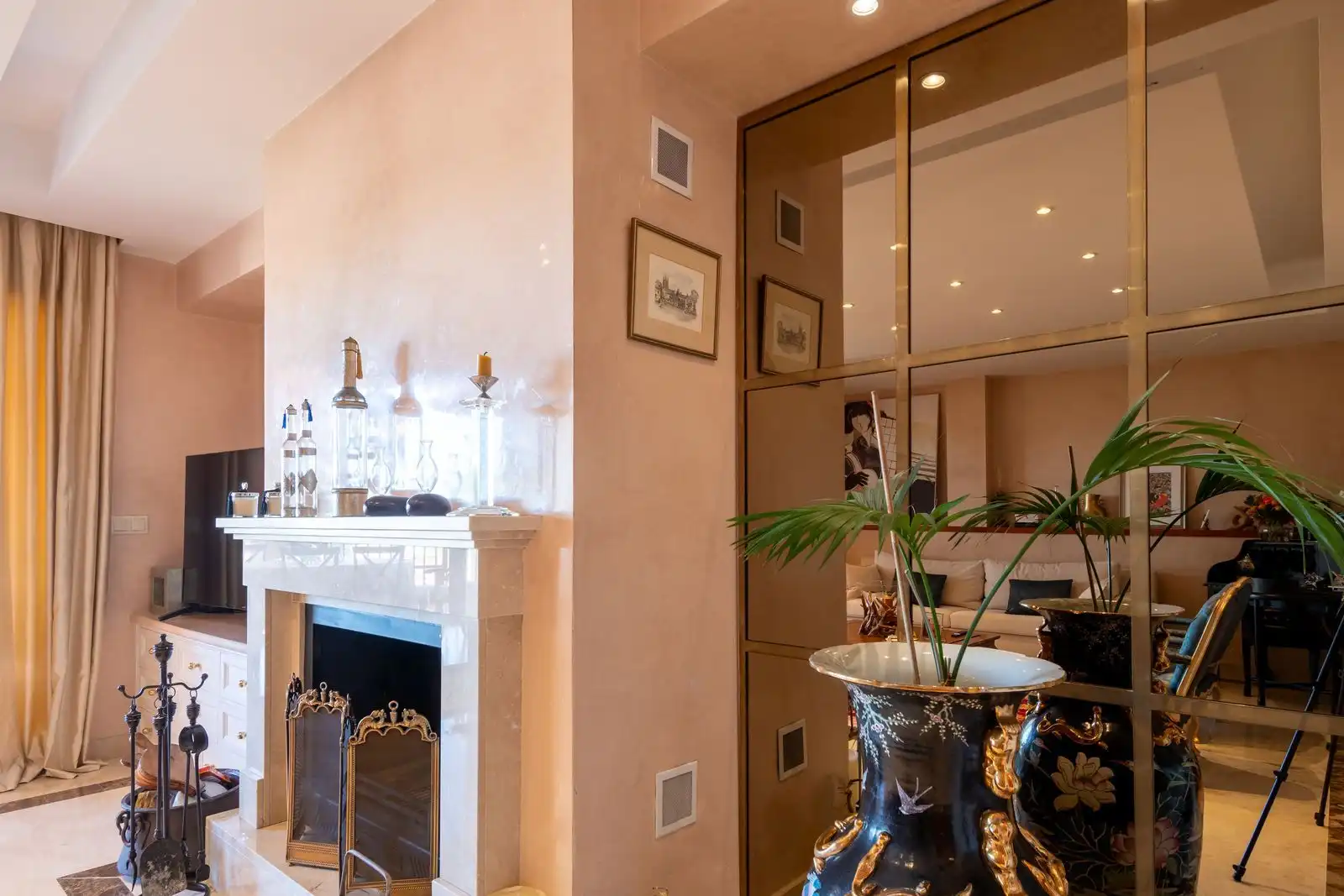 Sala de estar de Casa adosada en venta en Estepona con Aire acondicionado, Amueblado y Horno