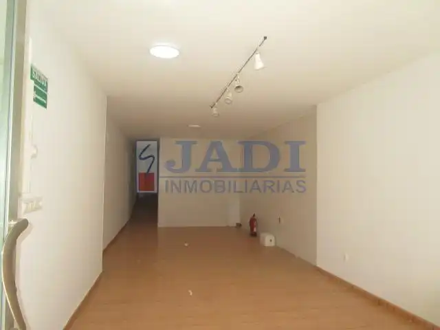 Local comercial de lloguer a Valdepeñas, imagen 4