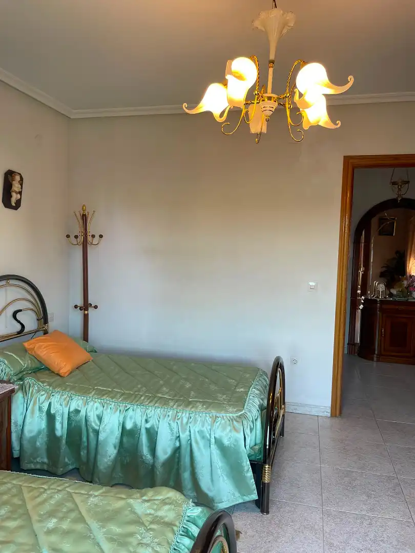 Bedroom of Houses for sale in Plasencia  with Heating, Private garden and Terrace