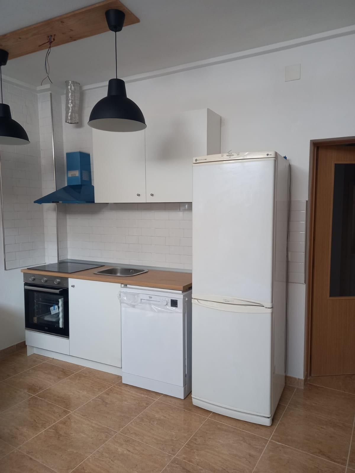 Cuina de Pis de lloguer en  Murcia Capital amb Aire condicionat, Terrassa i Moblat