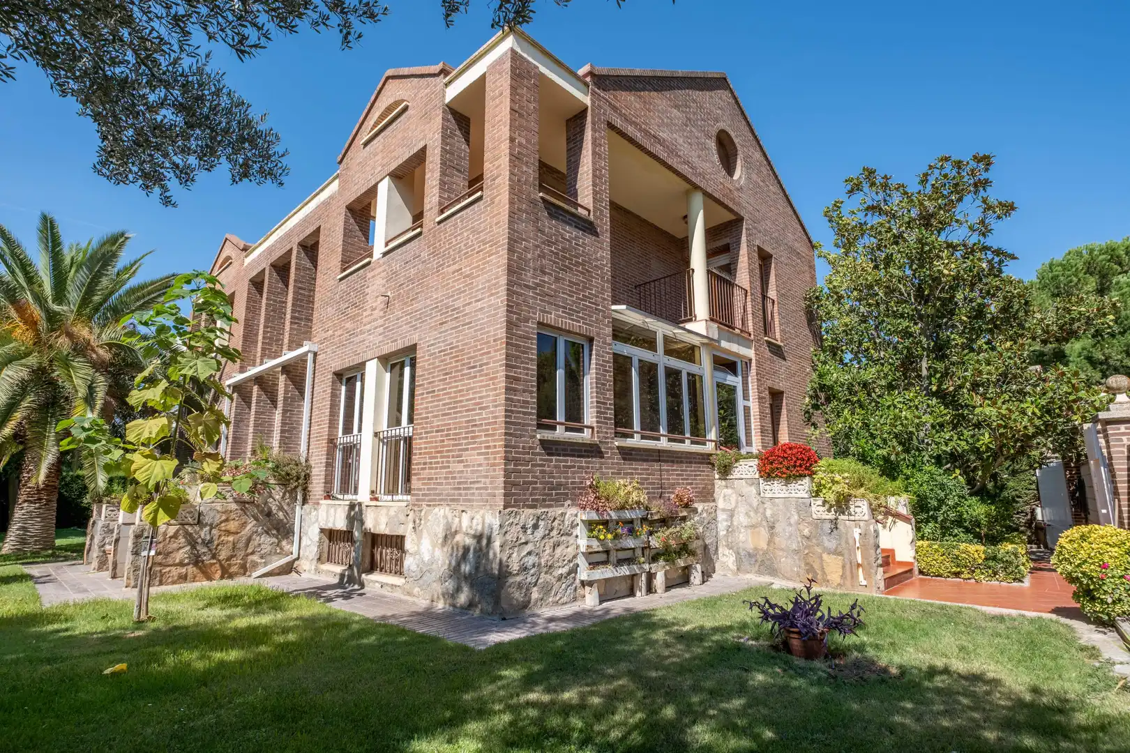 Vista exterior de Casa o chalet en venta en Zaragoza con Jardín privado, Terraza y Piscina