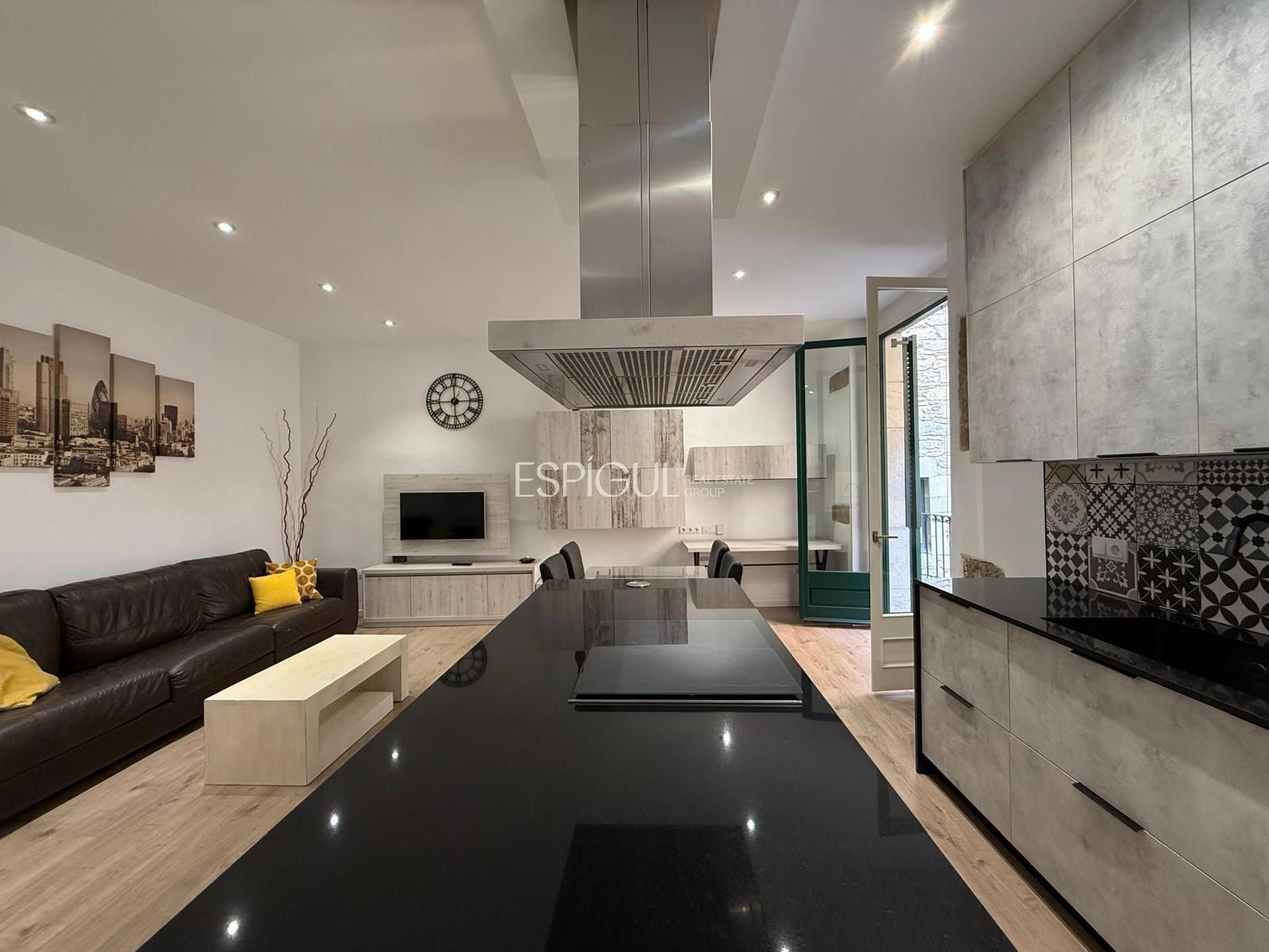 Kitchen of Flat to rent in Girona Capital  with Air Conditioner, Heating and Parquet flooring
