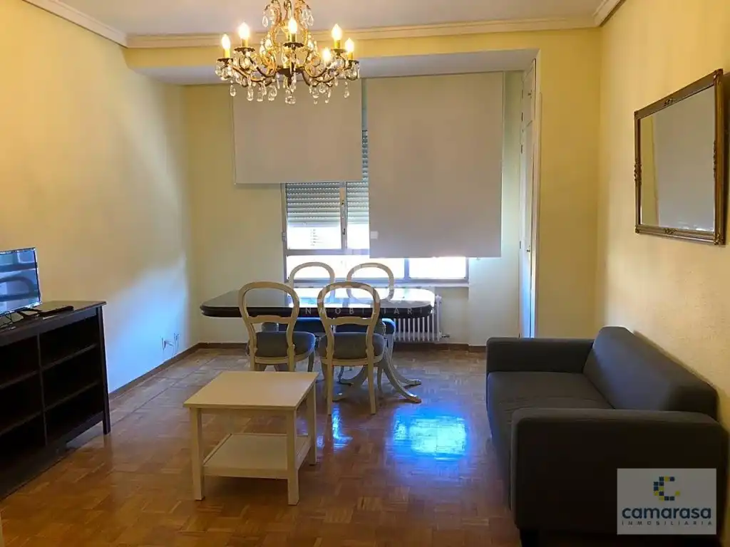Wohnzimmer von Wohnung zur Miete in Ávila mit Möbliert, Ofen und Waschmaschine