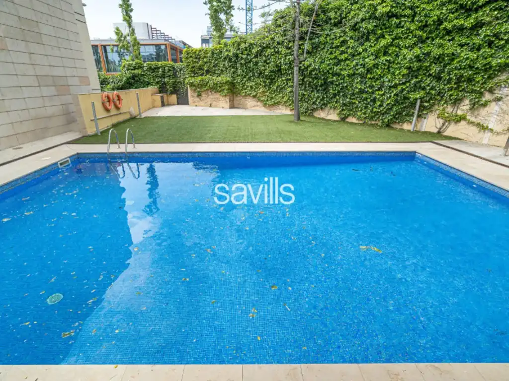 Swimming pool of Attic for sale in Barcelona  with Air Conditioner, Terrace and Swimming Pool