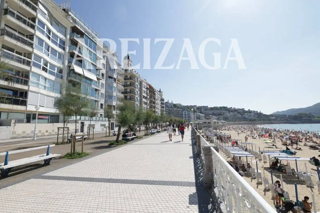 Piso con terraza en venta en Calle Zubieta, imagen 53