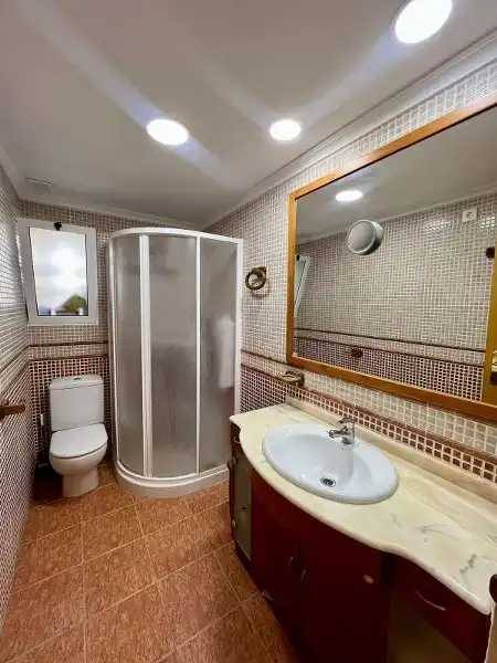 Bathroom of Apartments for sale in Cullera  with Terrace, Furnished and Oven