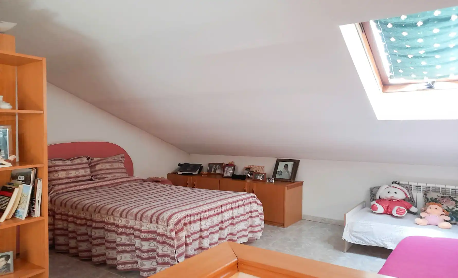 Bedroom of Houses for sale in Batres  with Private garden, Terrace and Storage room