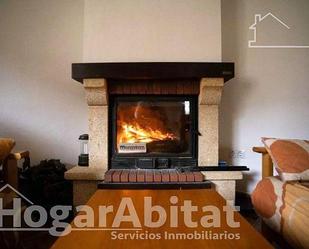 Sala d'estar de Casa o xalet en venda en Alpujarra de la Sierra amb Terrassa