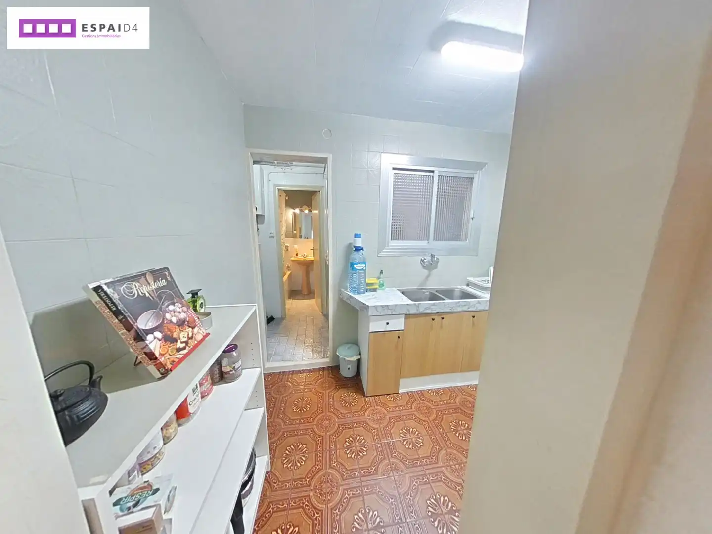 Cuina de Pis en venda en Ripollet amb Forn i Internet
