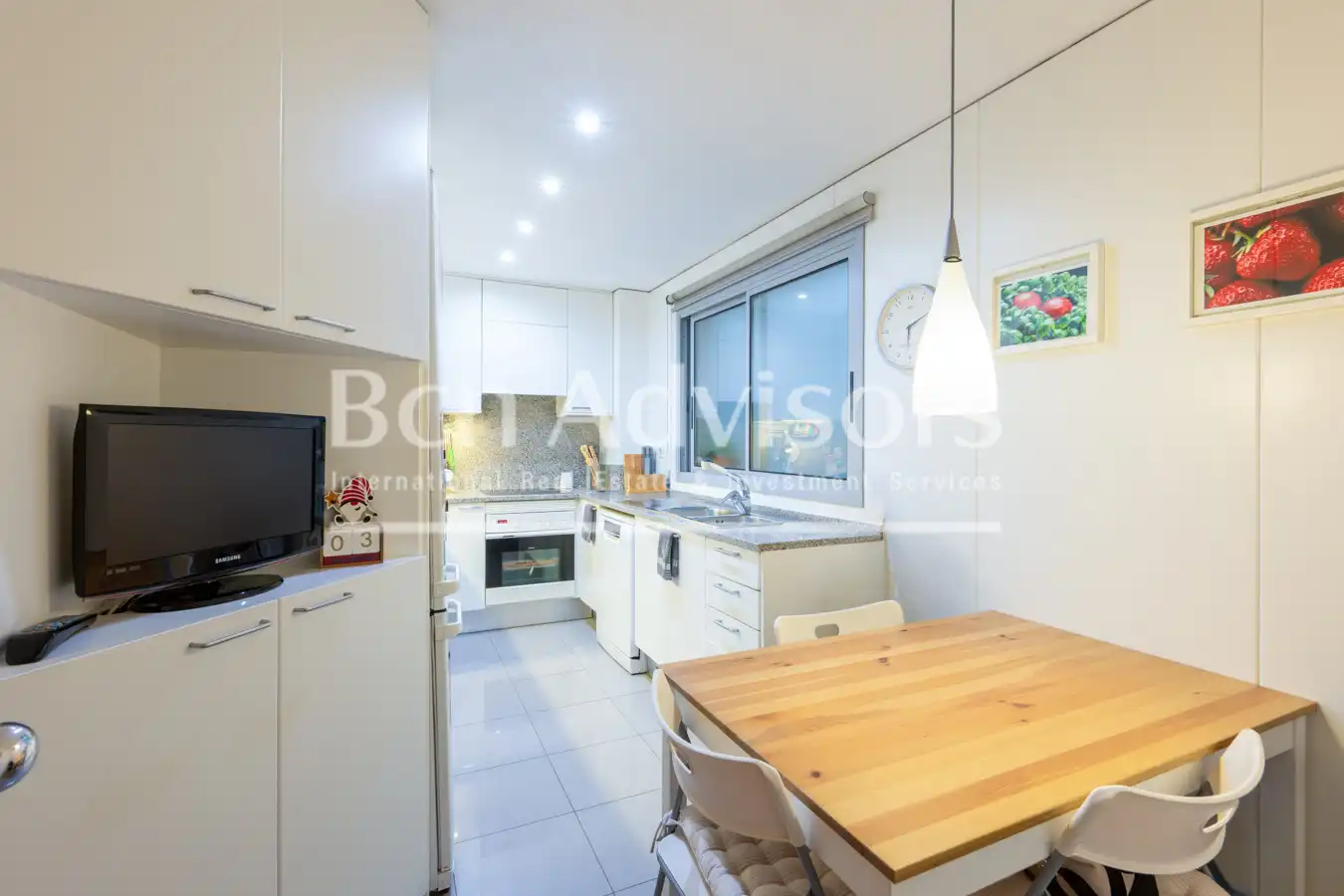 Piso con ascensor en venta en Carrer del Comte Borrell, imagen 11