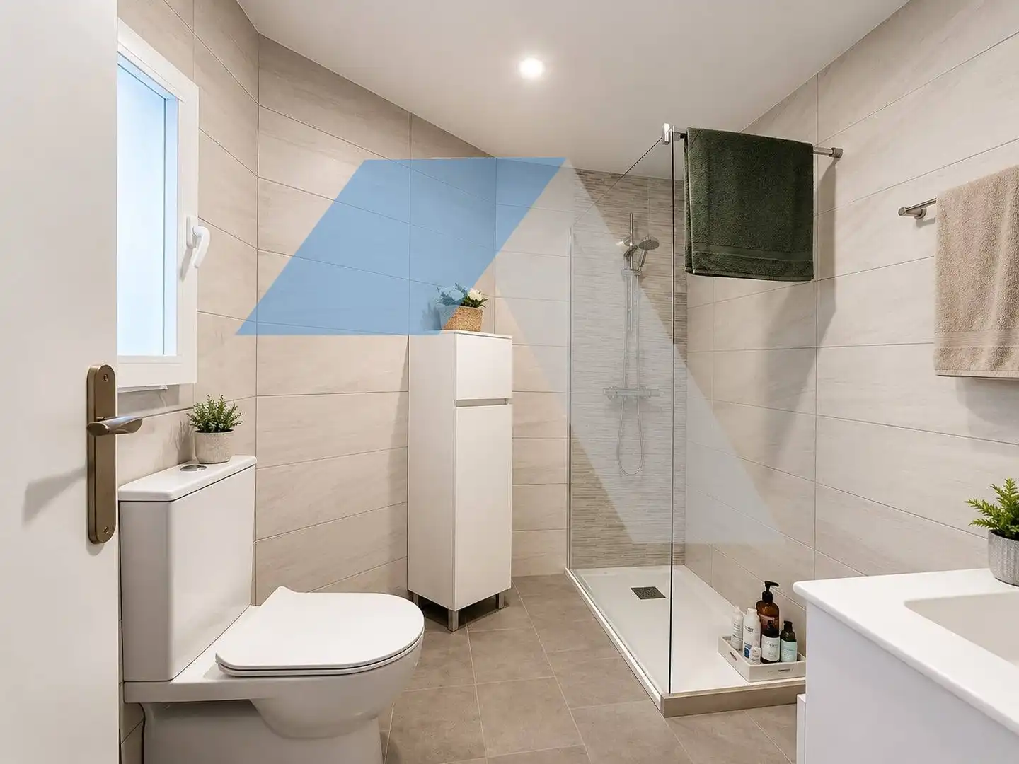 Bathroom of Houses for sale in San Vicente del Raspeig / Sant Vicent del Raspeig  with Air Conditioner, Heating and Private garden