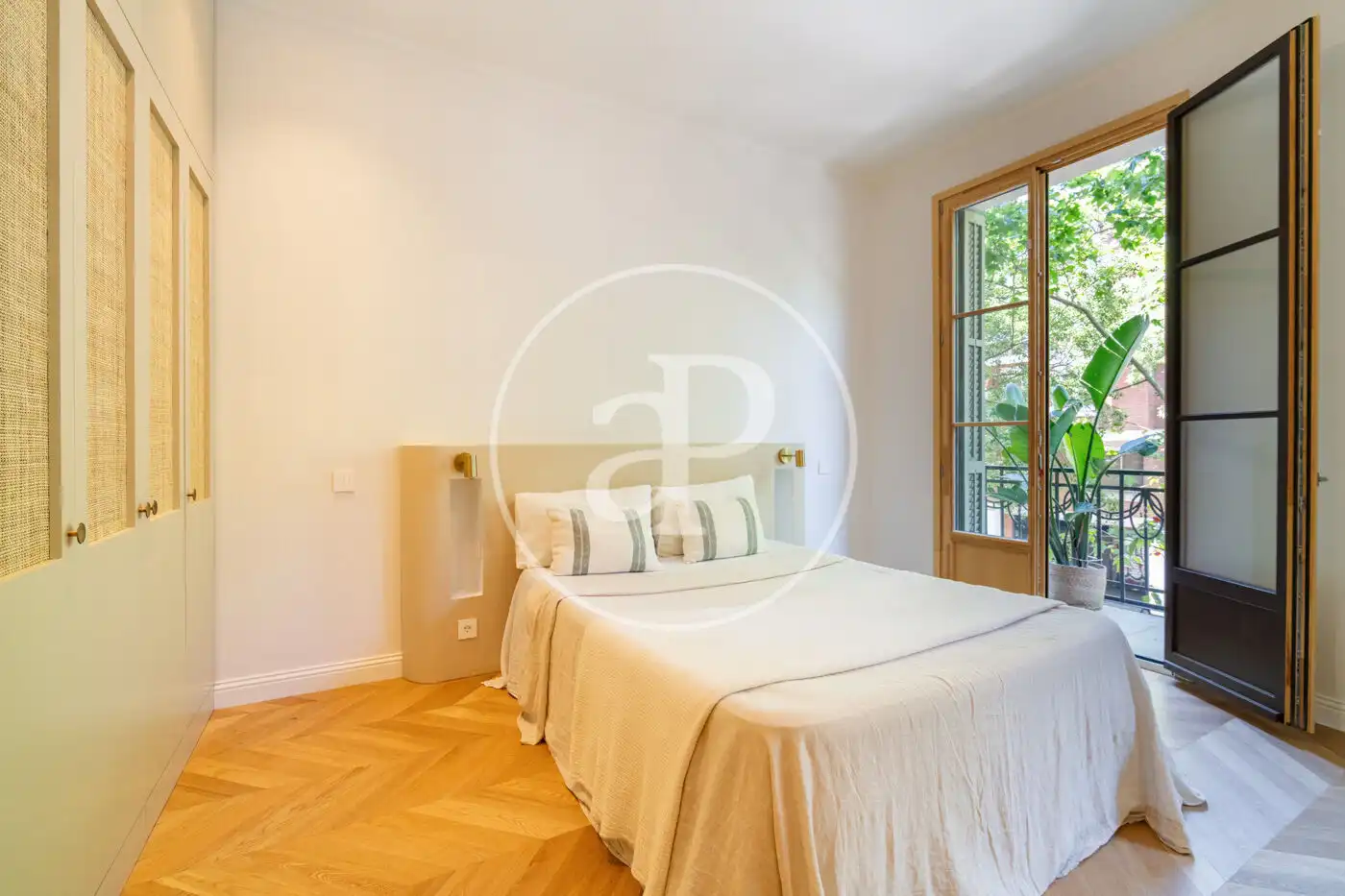 Habitación de Piso en venta en Barcelona con Aire acondicionado, Calefacción y Terraza