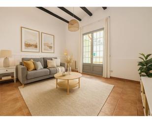 Sala d'estar de Finca rústica en venda en El Masnou amb Aire condicionat, Calefacció i Jardí privat