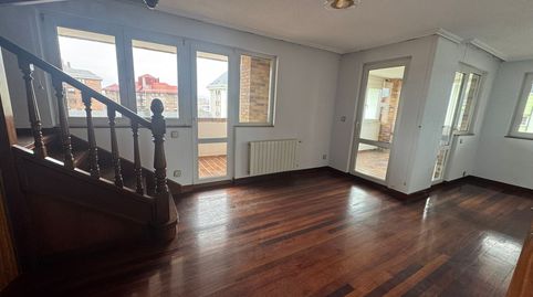 Foto 2 von Maisonette zur Miete in Calle Manuel González Hoyos, 7, Valdenoja, Santander