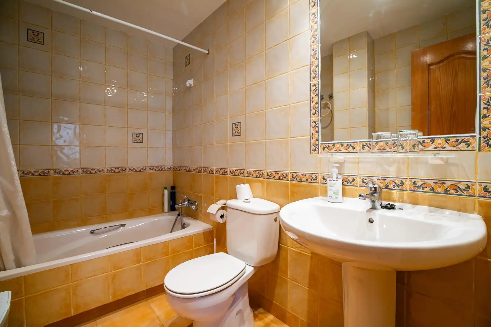 Bany de Edifici en venda en La Sotonera, Huesca