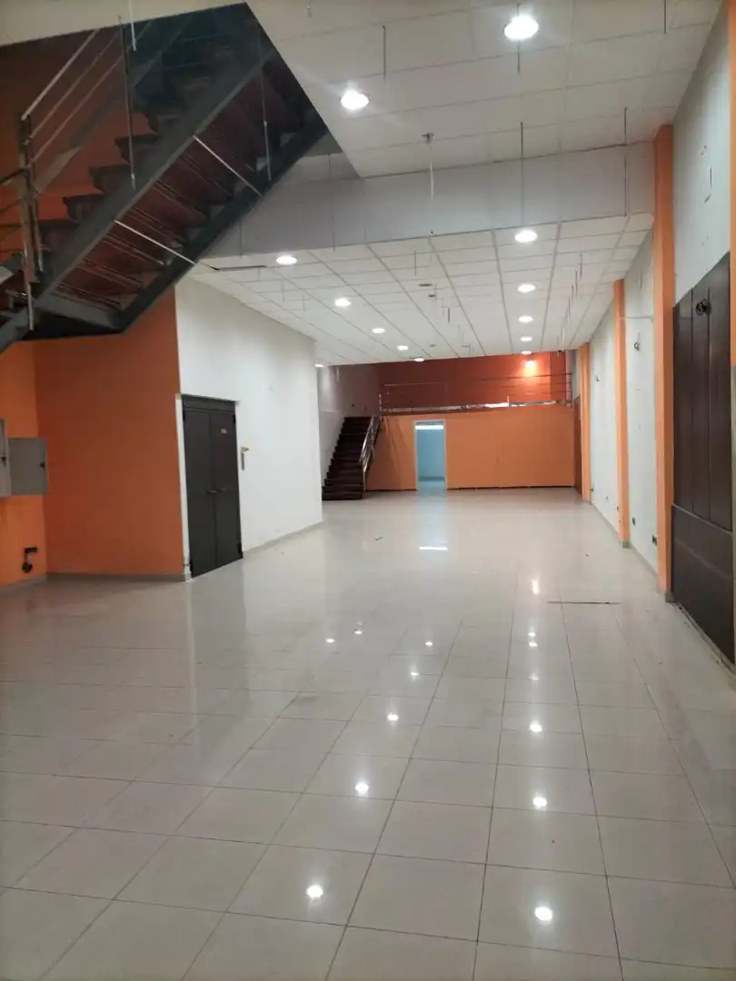 Local comercial en venda a Ronda da Muralla, imagen 5