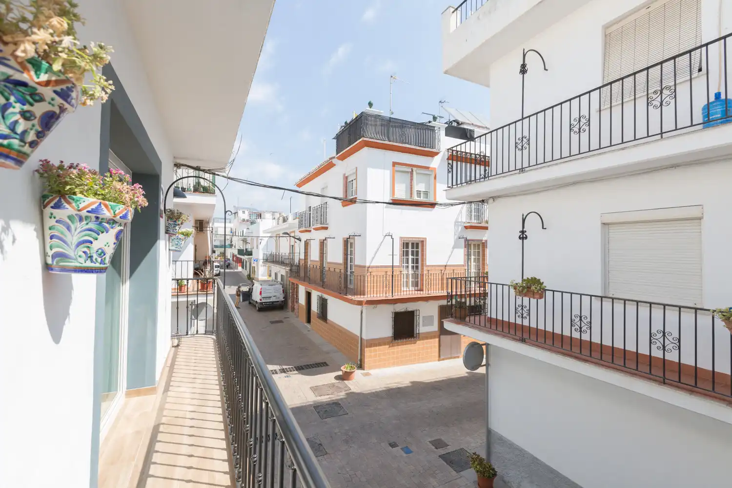 Exterior view of Apartments for sale in Marbella  with Air Conditioner, Terrace and Furnished