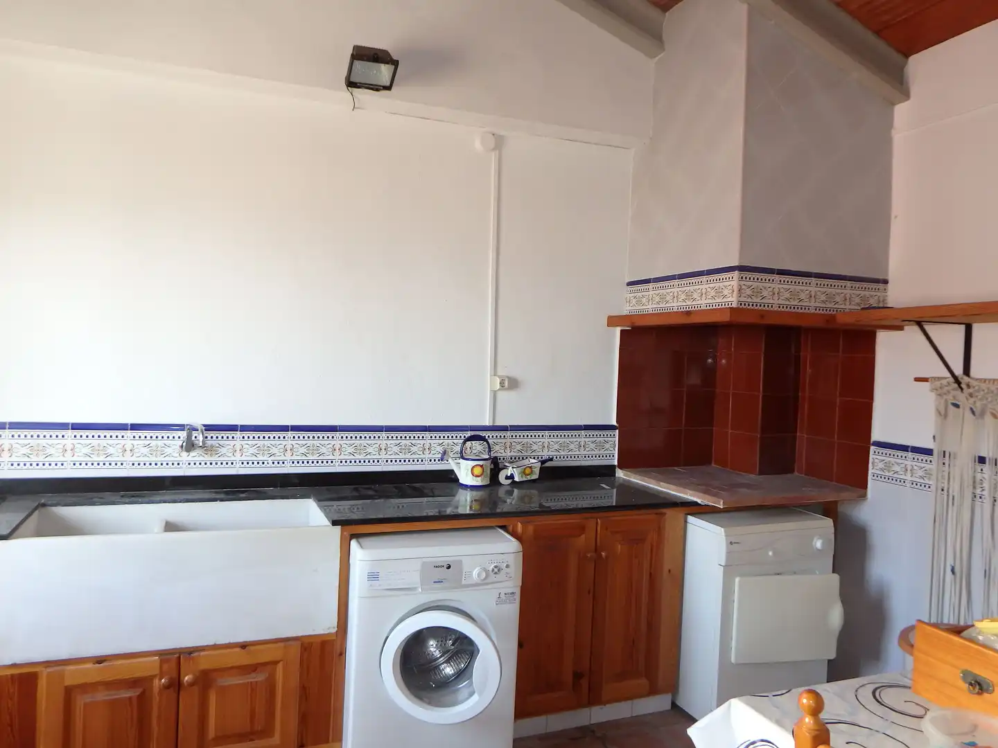 Kitchen of Houses for rent in Buñol  with Air Conditioner, Heating and Terrace