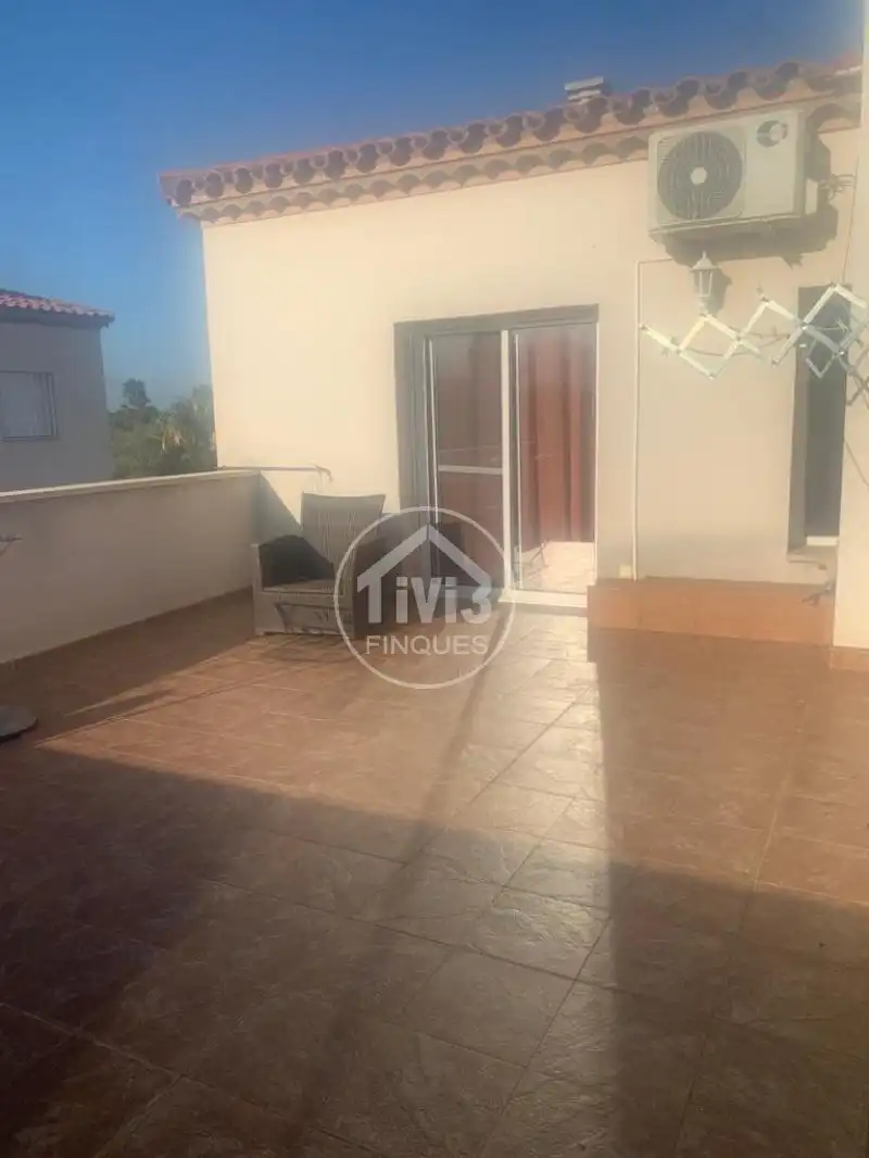 Terraza de Casa adosada en venta en Mont-roig del Camp con Aire acondicionado, Calefacción y Terraza