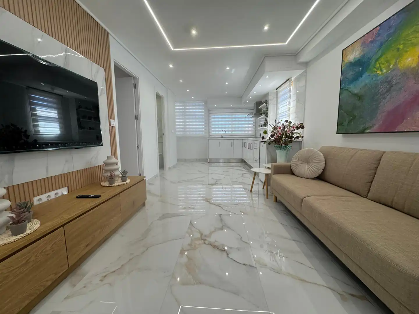 Sala d'estar de Pis en venda en Benidorm amb Aire condicionat, Moblat i Piscina comunitària