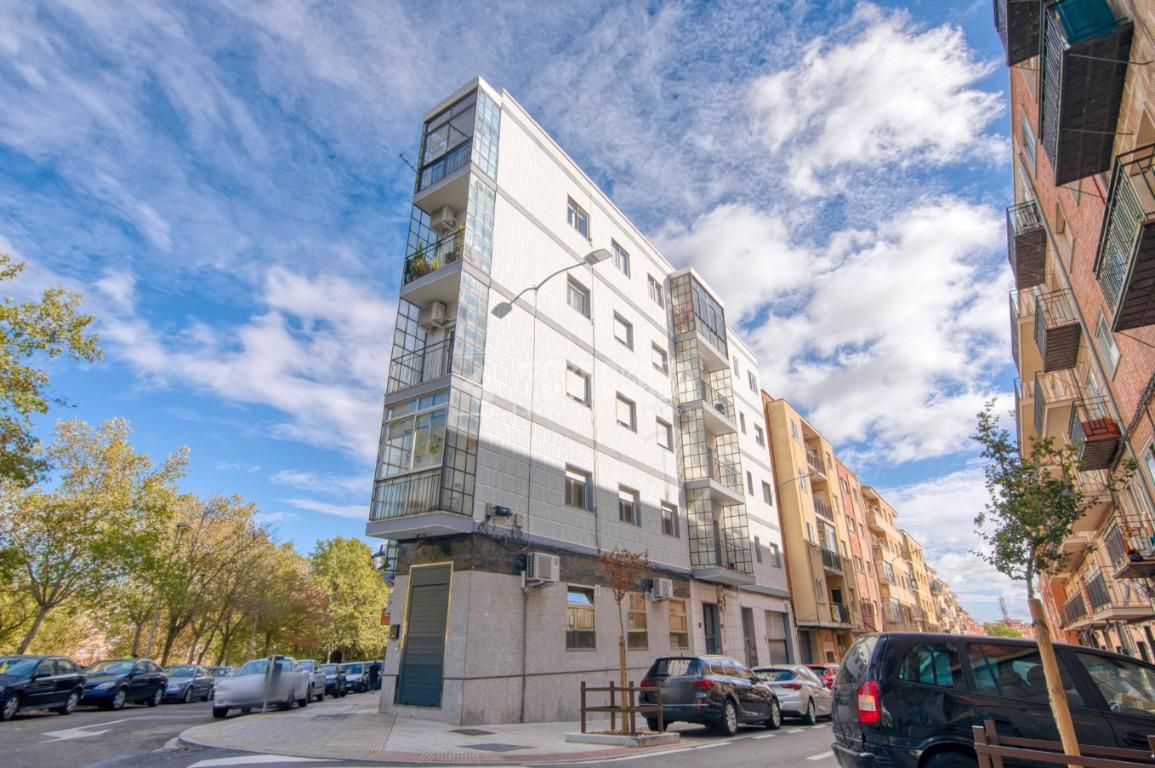 Exterior view of Flat for sale in Salamanca Capital  with Heating and Balcony