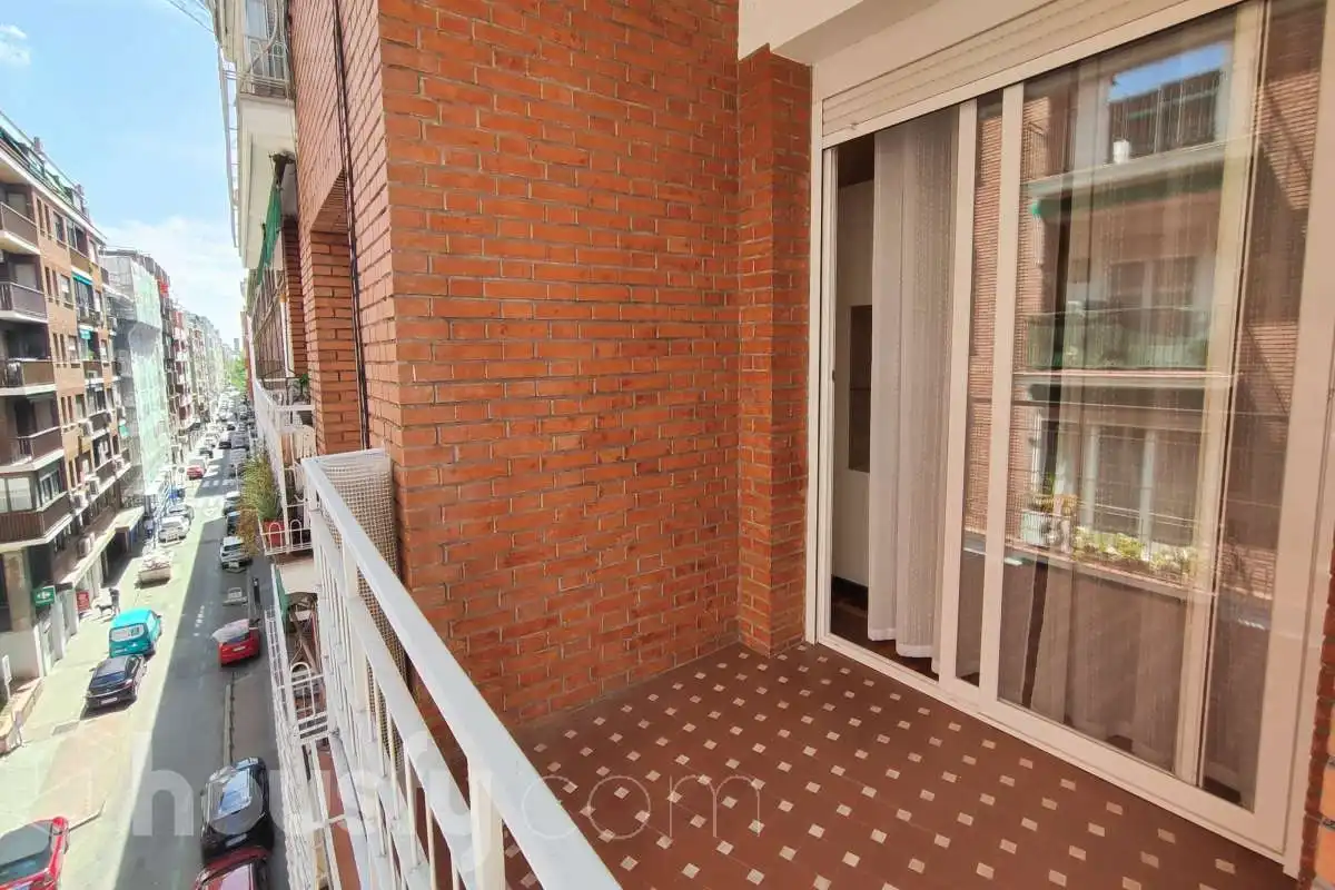 Balcony of Flat for rent in Madrid  with Air Conditioner, Terrace and Furnished