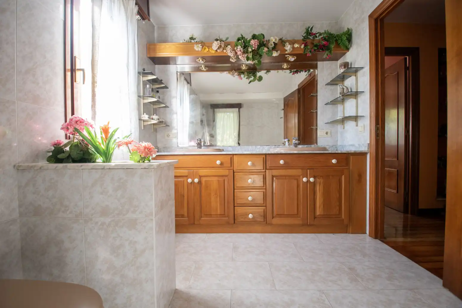 Baño de Casa o chalet en venta en Villaviciosa con Calefacción, Terraza y Trastero