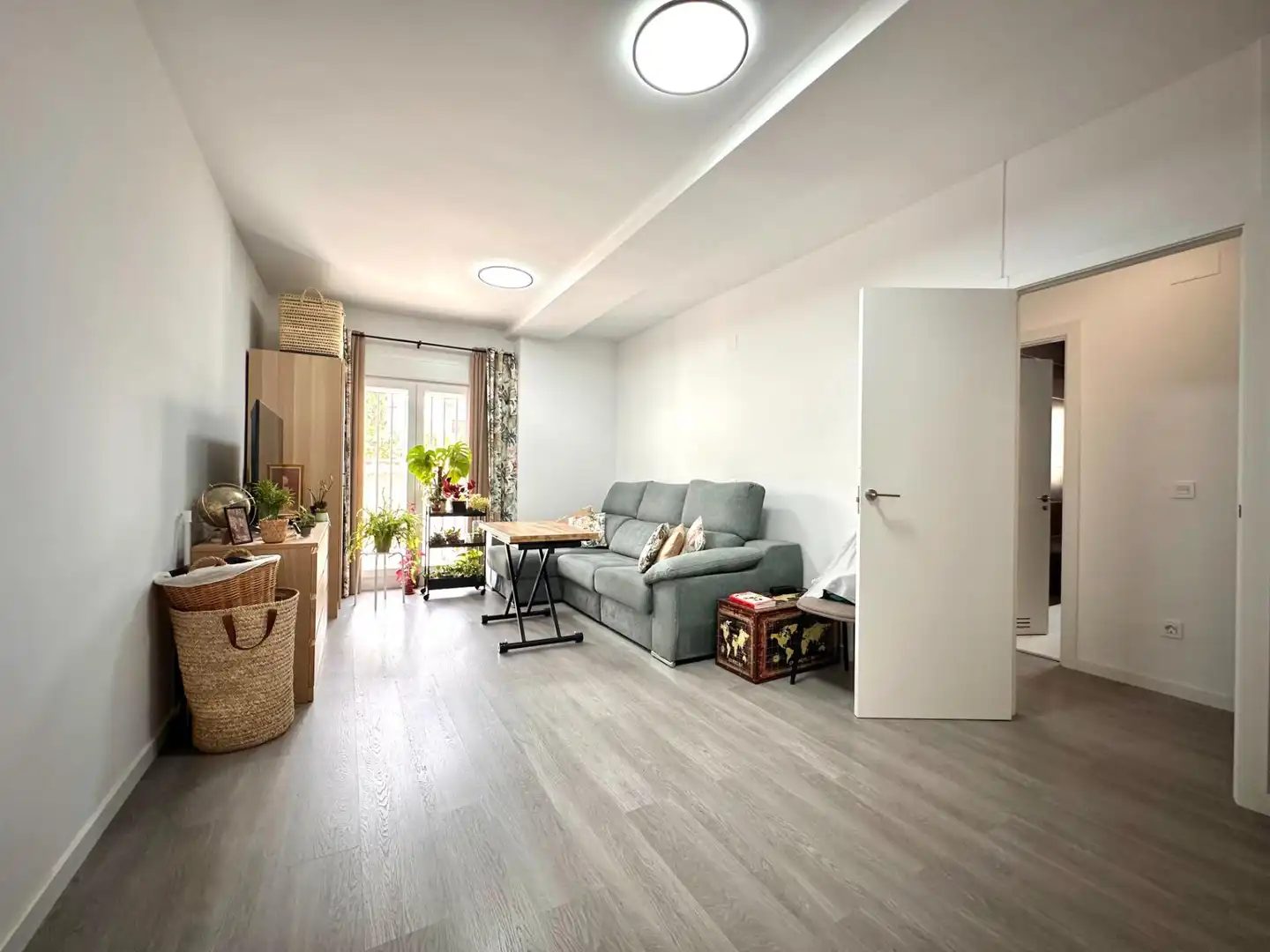 Sala d'estar de Pis en venda en Las Gabias amb Aire condicionat i Piscina comunitària