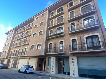 Local comercial en venda a Avenida Luis Alonso 17 24200 Valencia De Don Juan