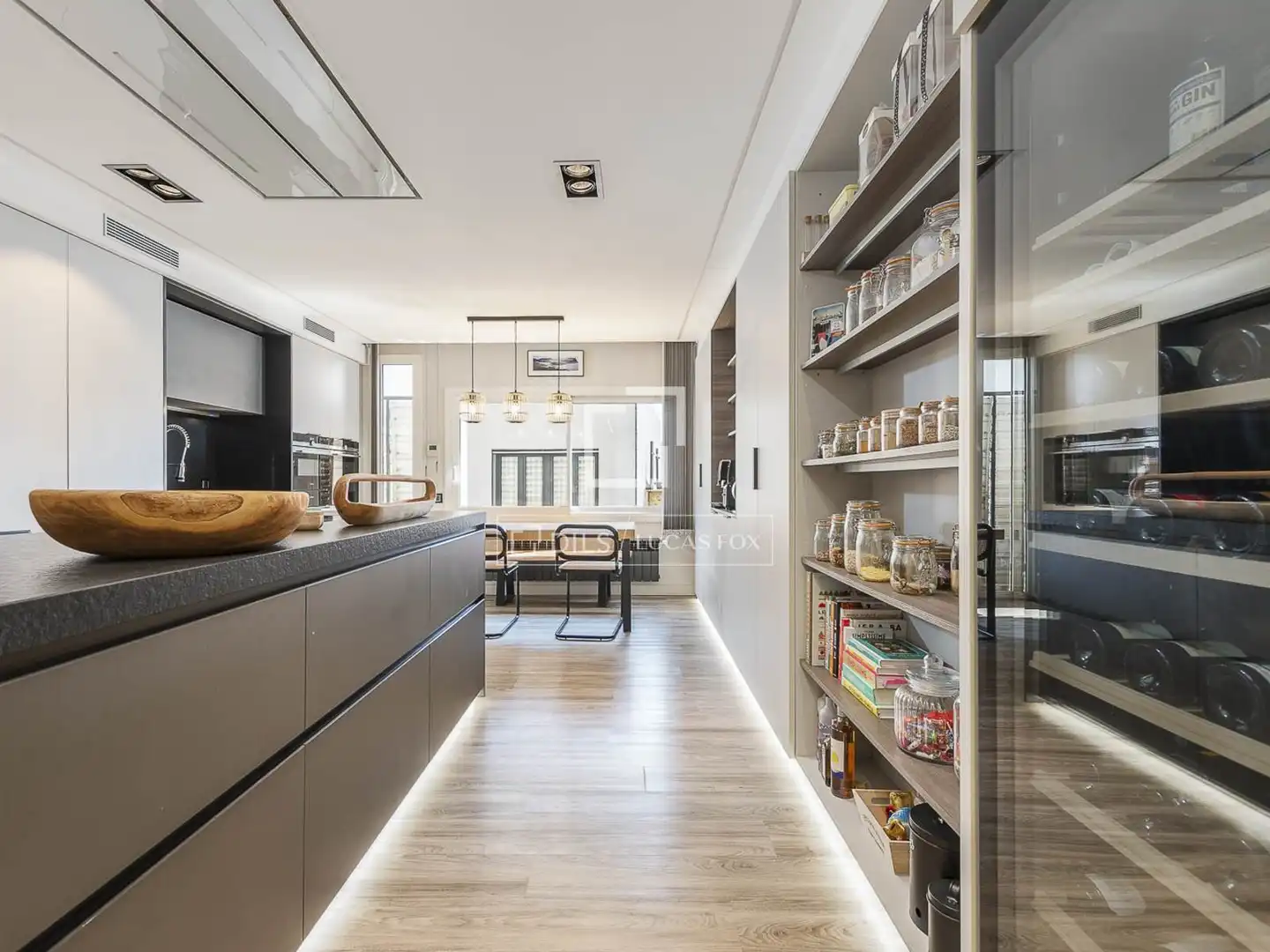 Cuina de Pis en venda en Barcelona amb Aire condicionat, Calefacció i Terrassa