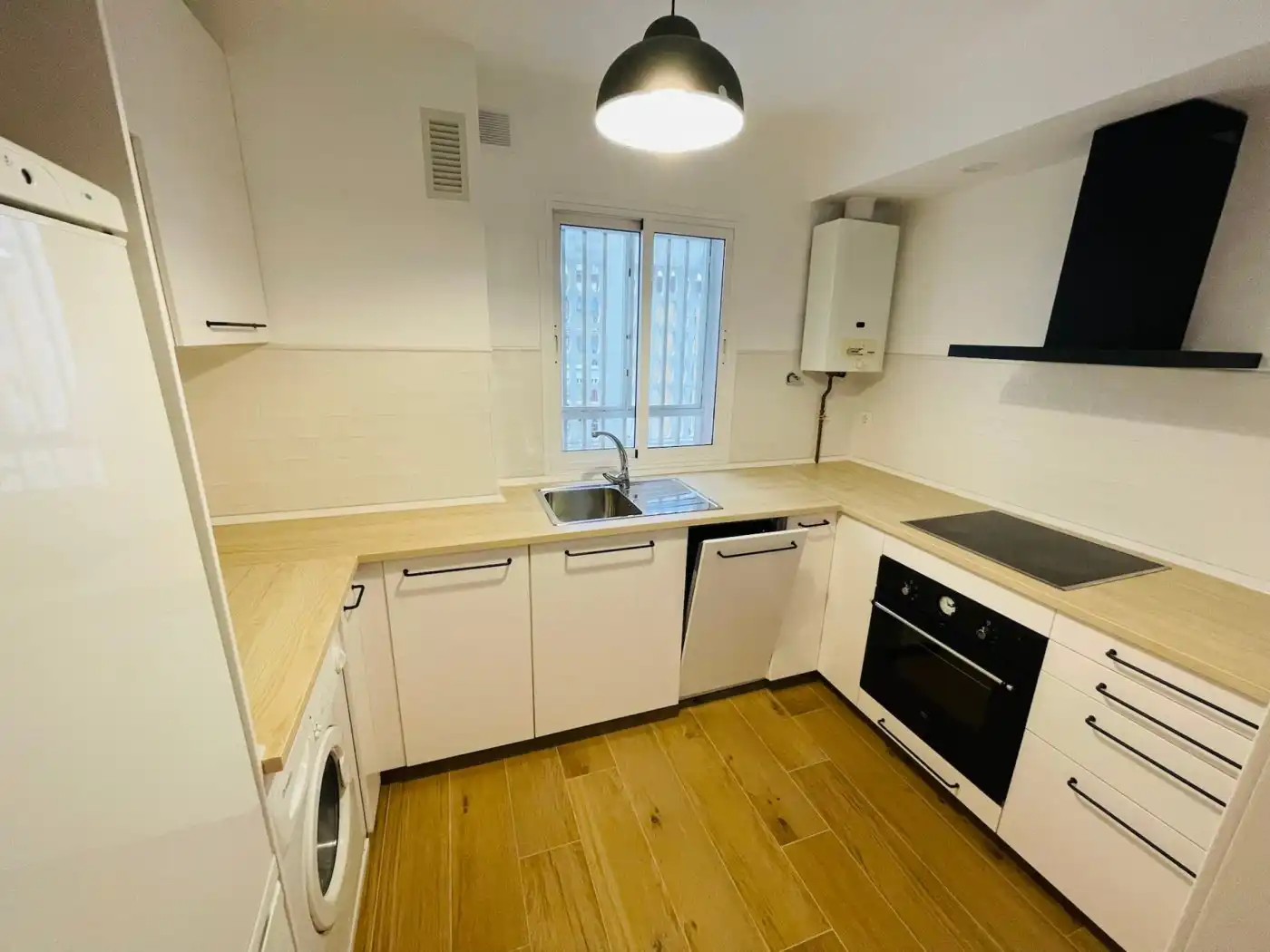 Flat with pool for sale in Calle CLEMENTINAS 17, imagen 17