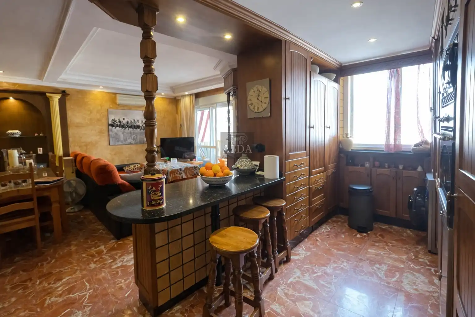 Piso con ascensor en venta en Estepona Pueblo, imagen 4