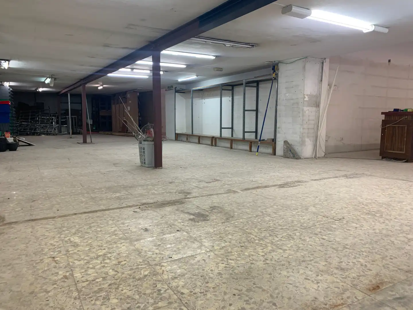 Geschaftsraum zur Miete in Pontevedra Capital 