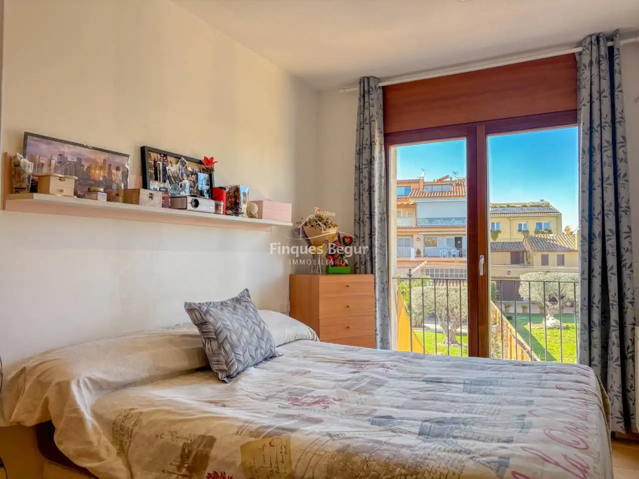 Habitación de Casa adosada en venta en Palafrugell con Aire acondicionado, Calefacción y Terraza