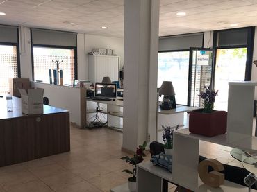 Ufficio in affitto a Avinguda Ronda de Mar