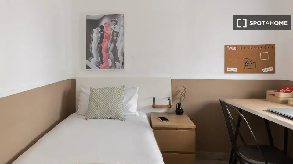 Bedroom of Flat for rent in Getafe  with Air Conditioner, Heating and Furnished