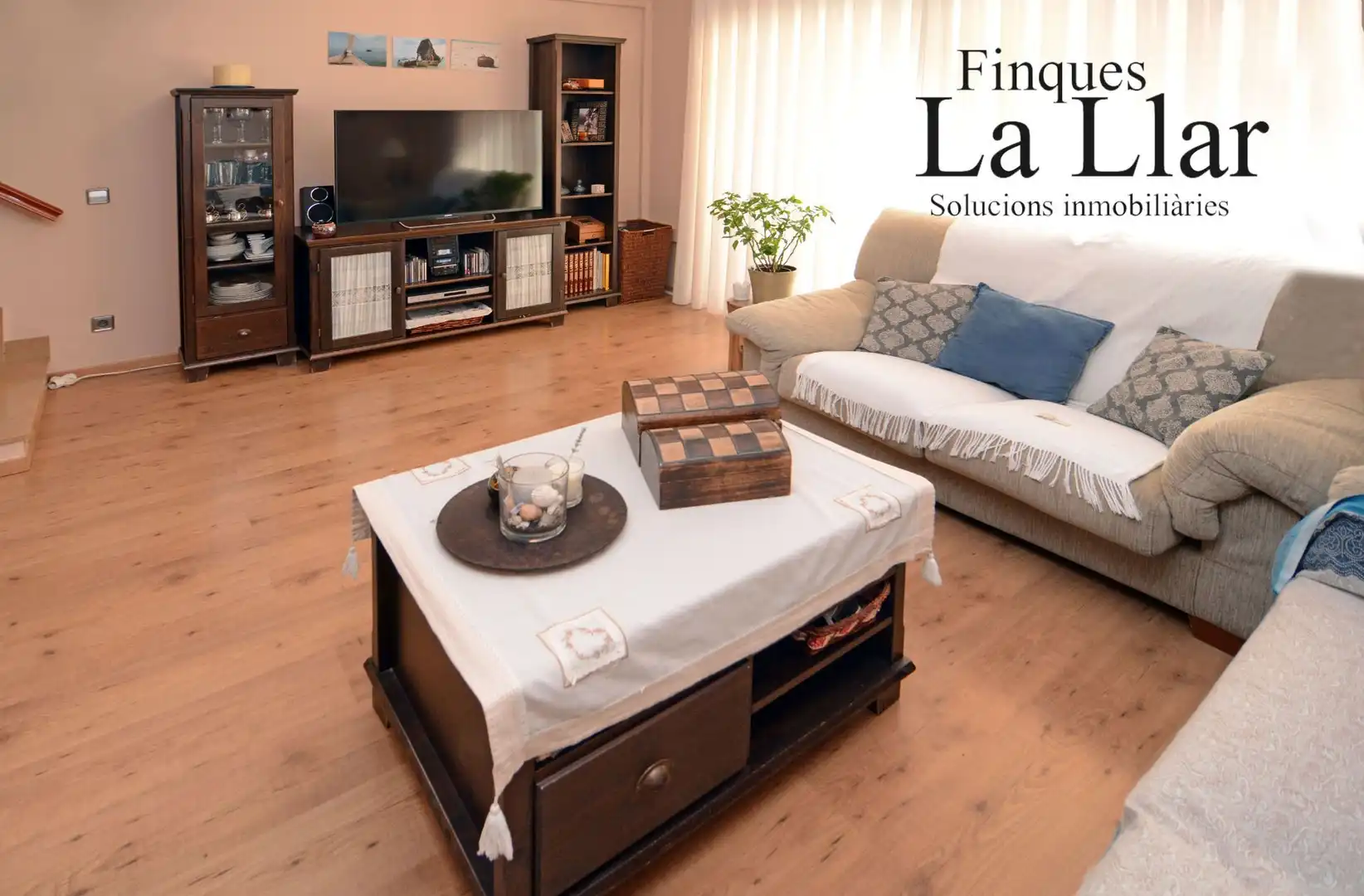 Sala de estar de Casa adosada en venta en Gavà con Aire acondicionado y Calefacción