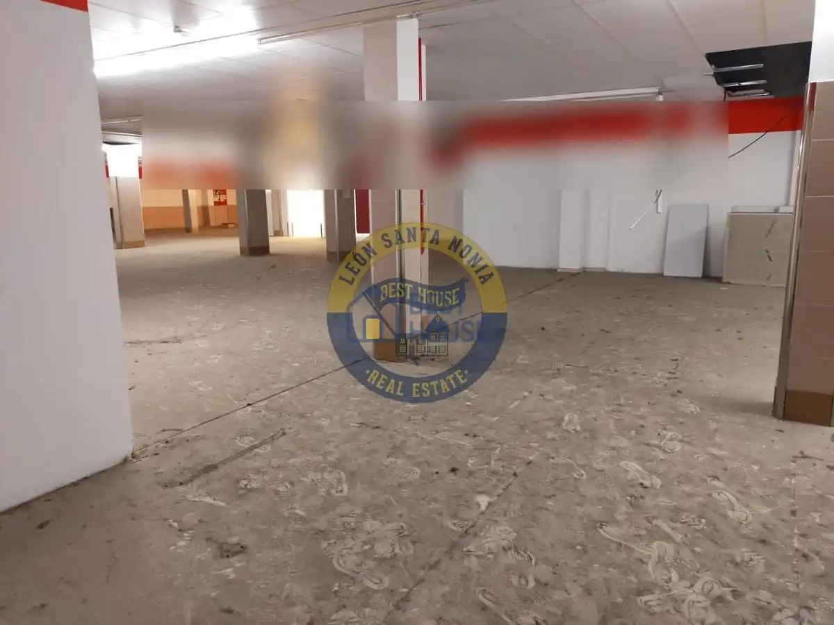 Business premises for sale in Trobajo del Camino, imagen 6
