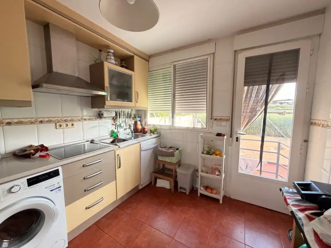 Cocina de Casa adosada en venta en Aldeanueva de Barbarroya con Aire acondicionado, Terraza y Amueblado