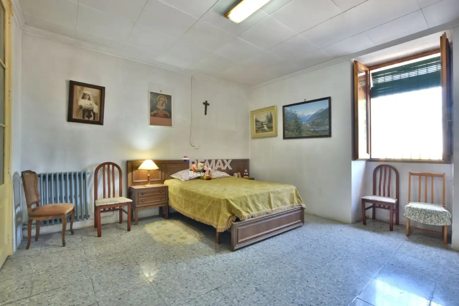 Dormitori de Finca rústica en venda en Sant Andreu de la Barca amb Jardí privat