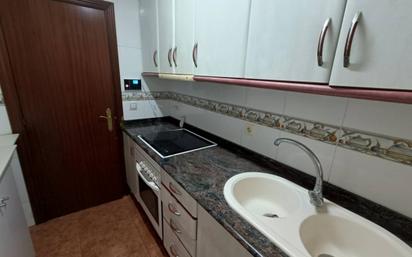 Kitchen of Flat for sale in Santa Coloma de Gramenet