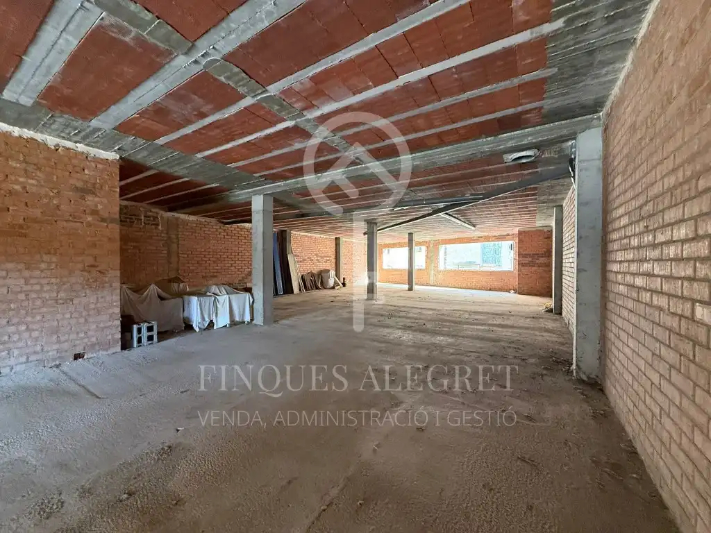 Local comercial en alquiler en Calle Acadèmia General Bàsica, imagen 8