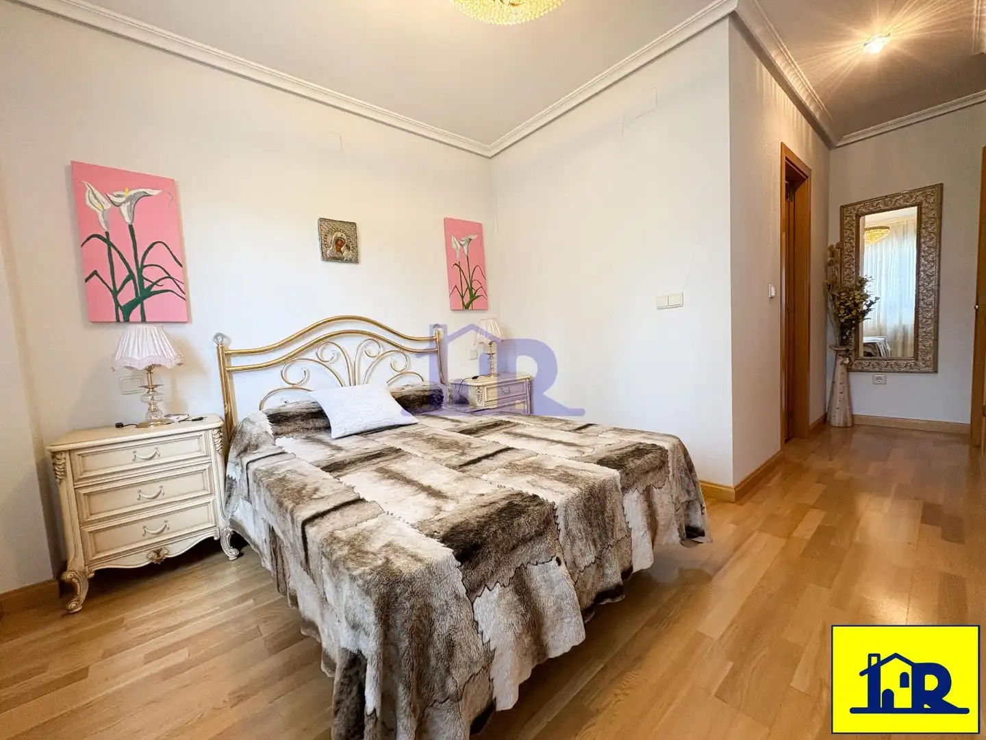 Habitación de Piso en venta en Cuenca con Calefacción, Trastero y Piscina