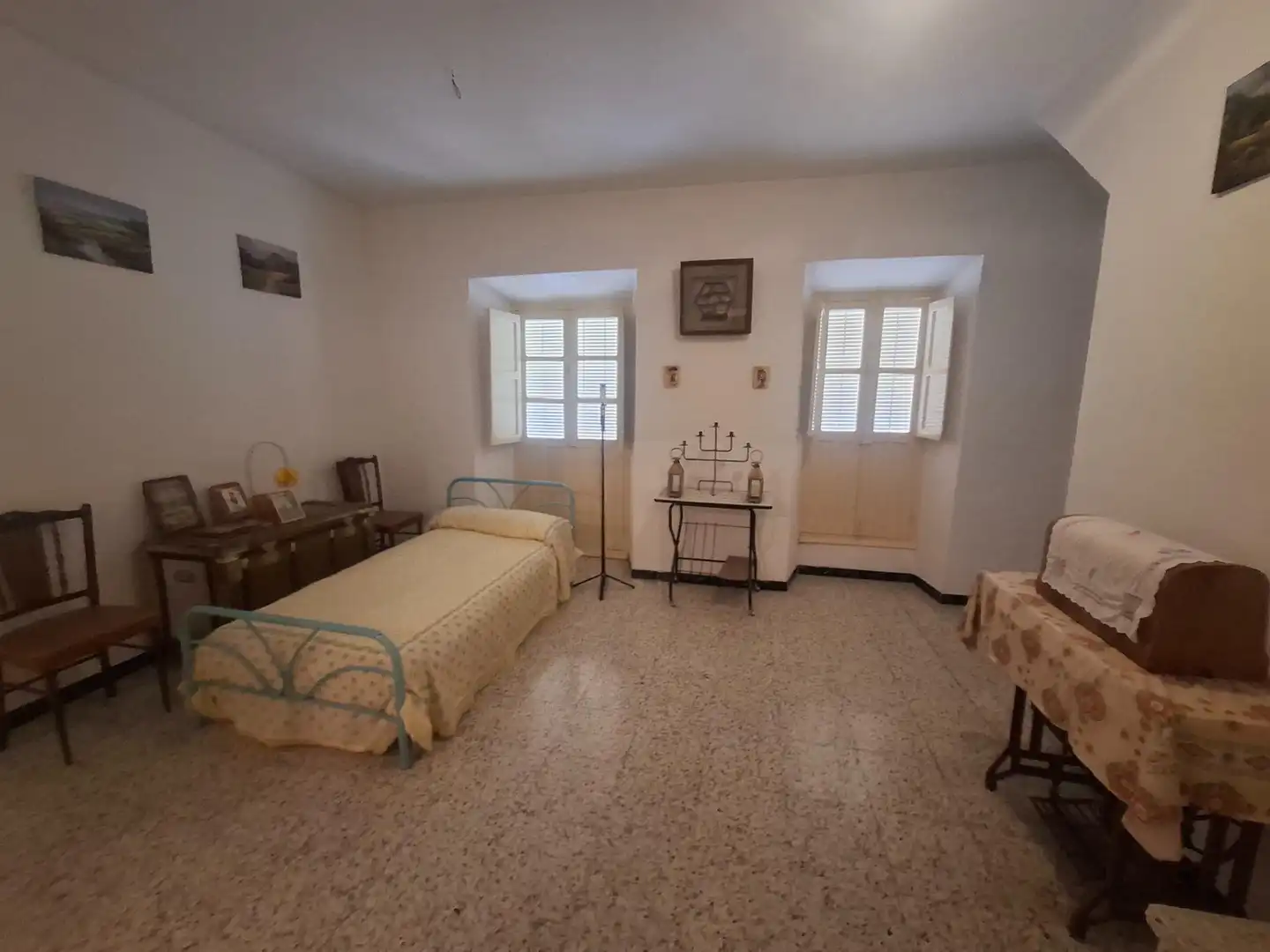 Dormitori de Casa o xalet en venda en Tolox amb Terrassa